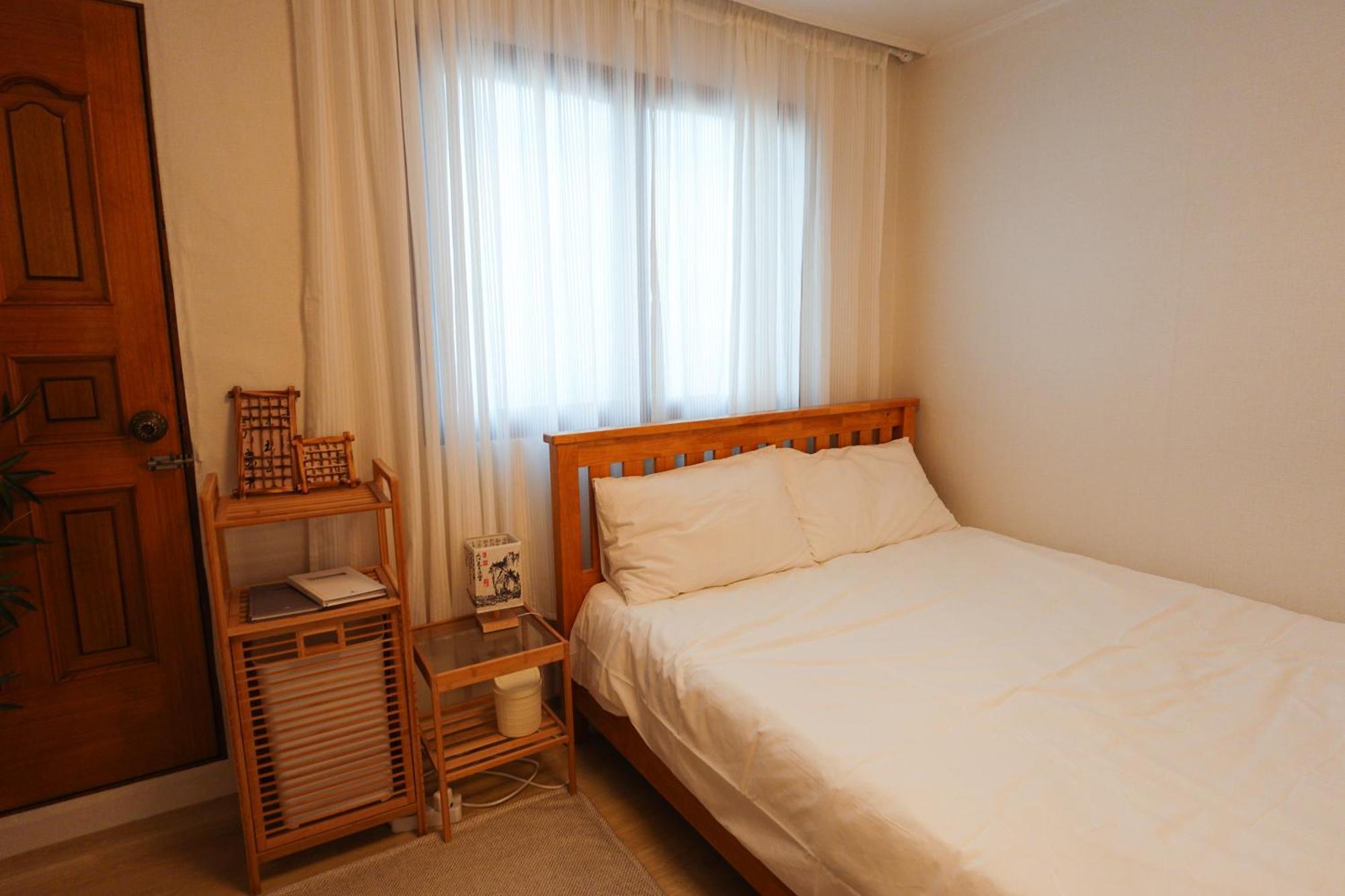 New Wood Bridge Apartment *