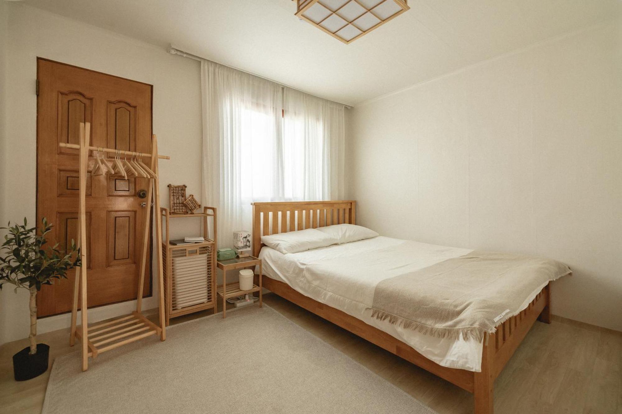 New Wood Bridge Apartment *