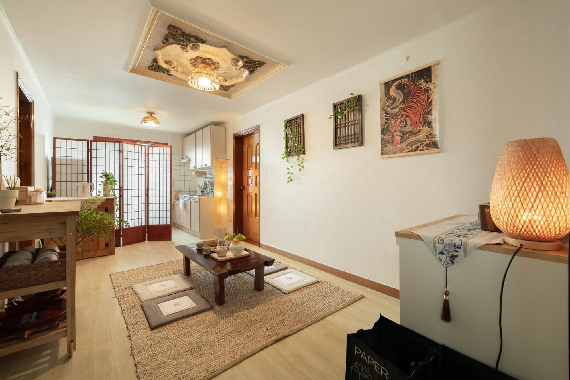 Apartment New Wood Bridge Seoul